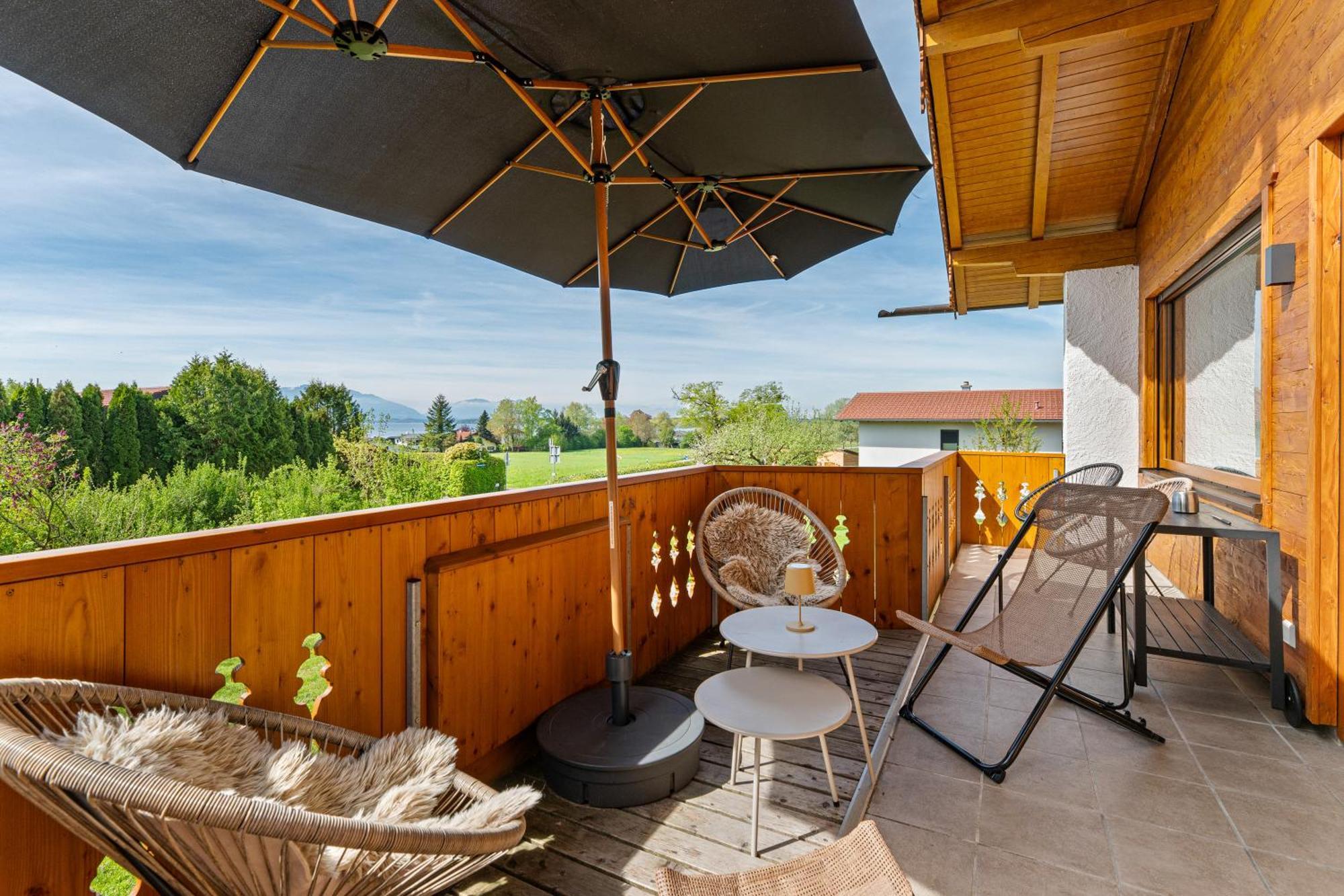 Chalet Am See - Seeblick Bergblick Modern Charmant Neu Seeon-Seebruck Zewnętrze zdjęcie